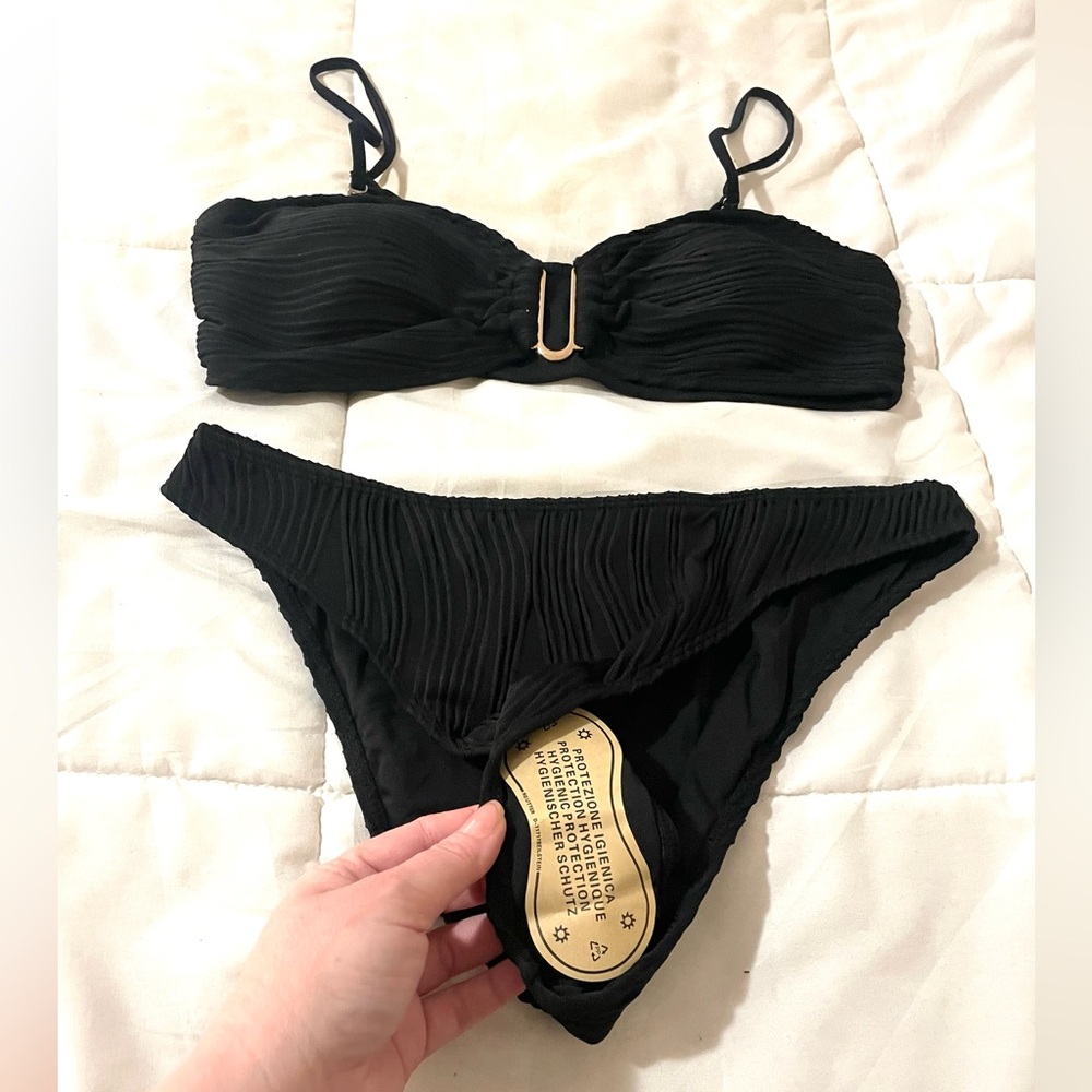 Fanuerg Black Ribbed Bikini Set - Picture 5 of 9